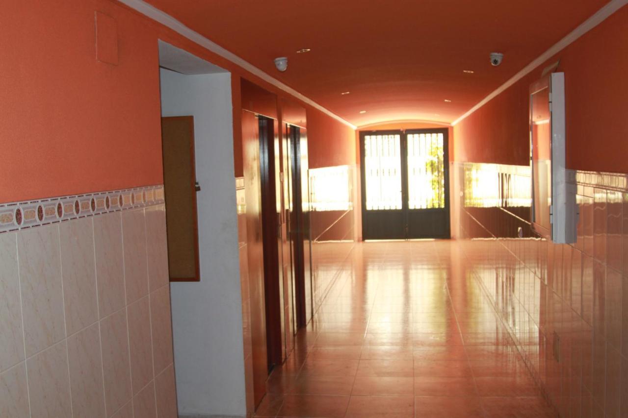 Apartamento Urbano Arregui Apartment Torrevieja Bagian luar foto