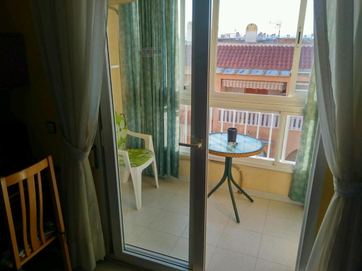 Apartamento Urbano Arregui Apartment Torrevieja Bagian luar foto