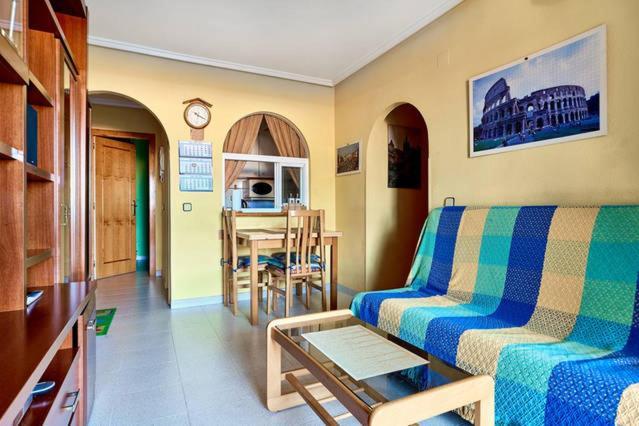 Apartamento Urbano Arregui Apartment Torrevieja Bagian luar foto