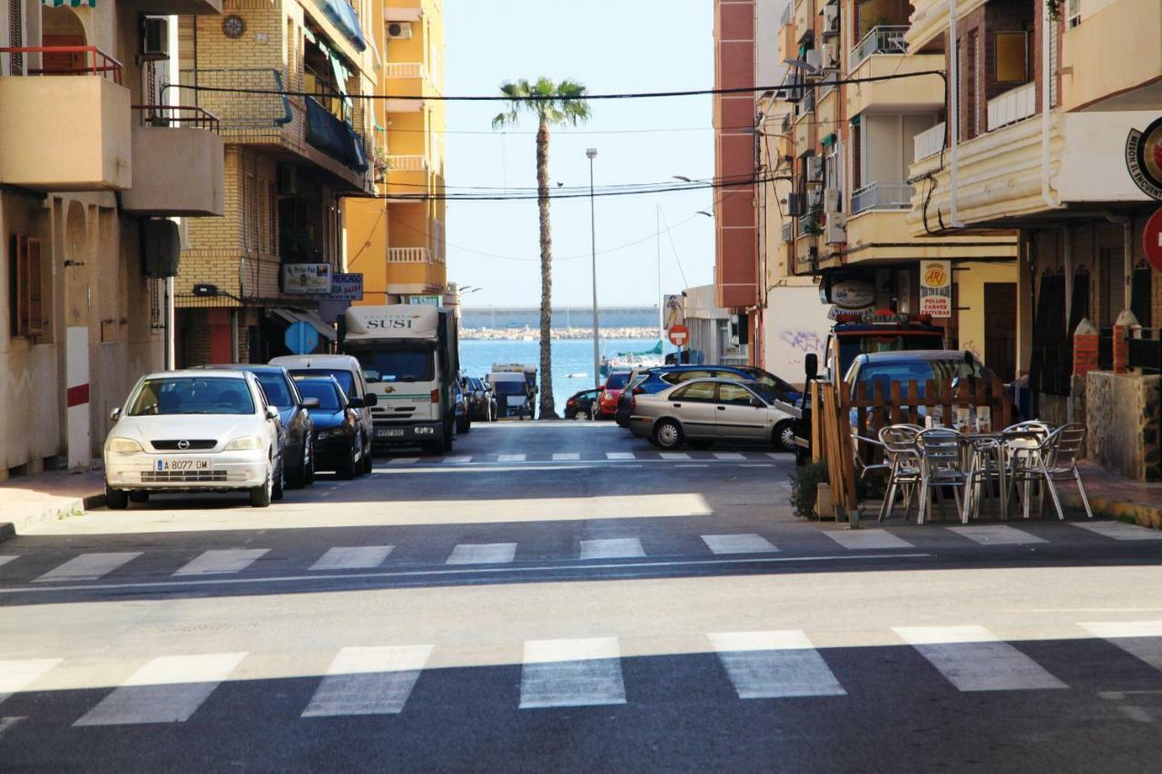Apartamento Urbano Arregui Apartment Torrevieja Bagian luar foto